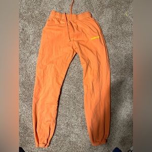 Talentless sweatpants size xl, fits like a large! Super thick cotton.